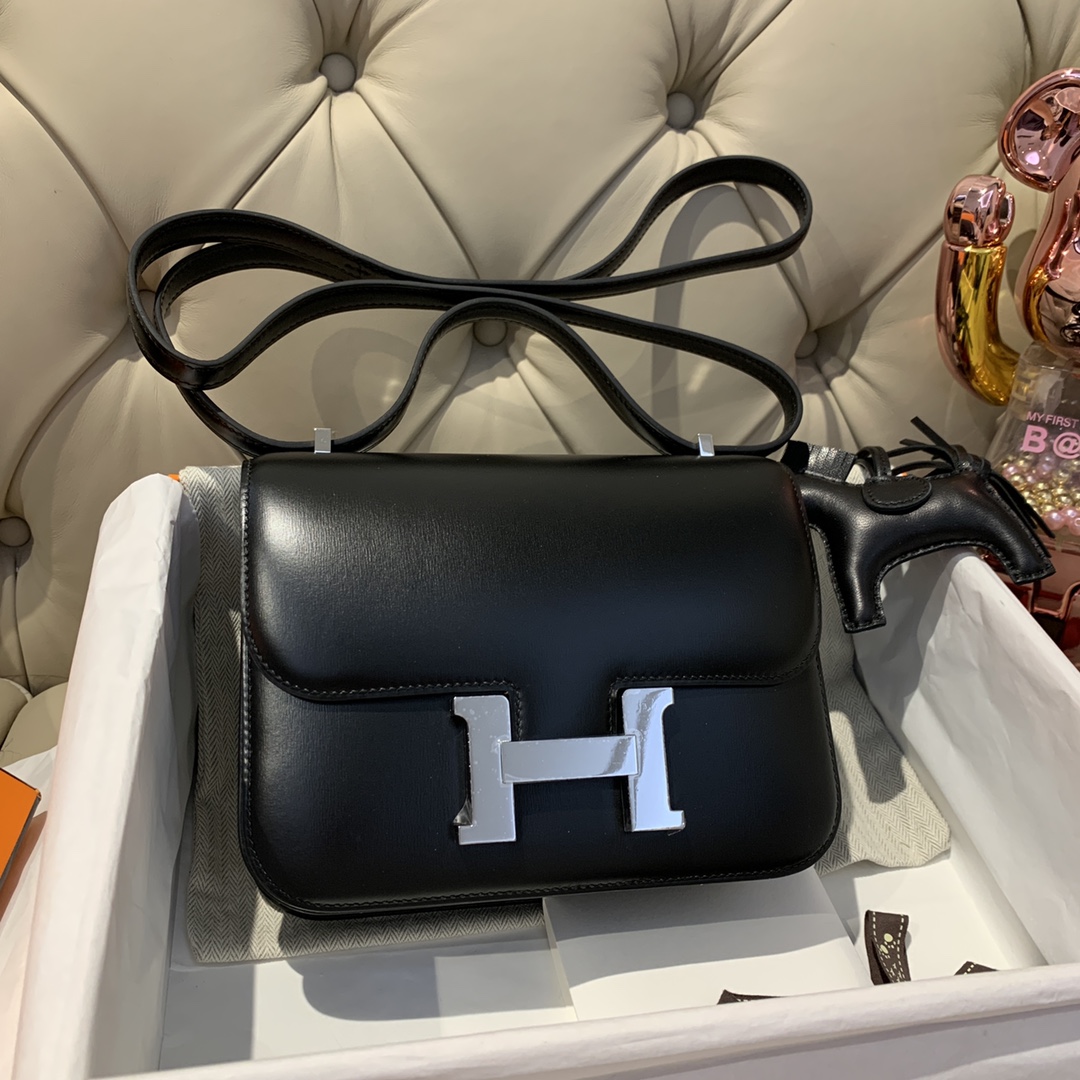 에르메스 콘스탄스18 블랙 은장